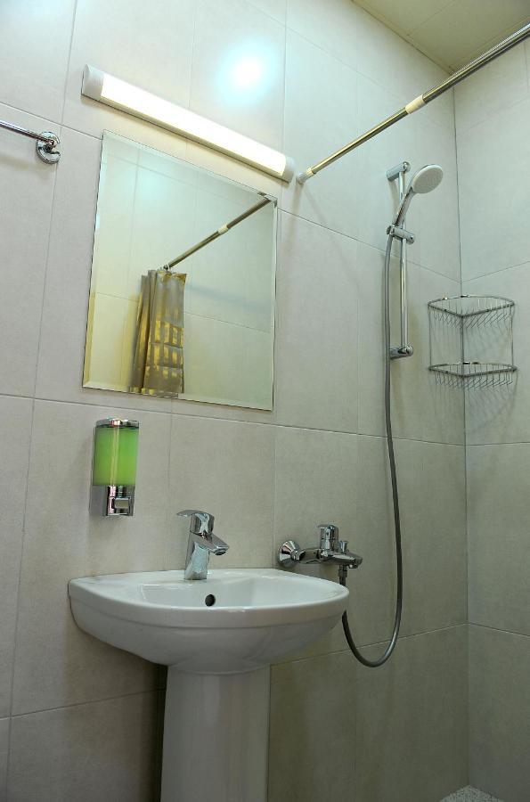 Janika Apartments Tbilisi Esterno foto
